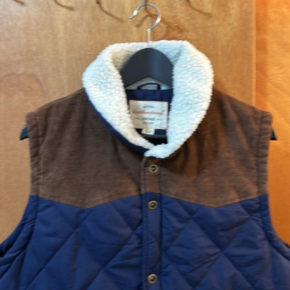 Weatherproof Men’s Vest - Picture 2 of 4